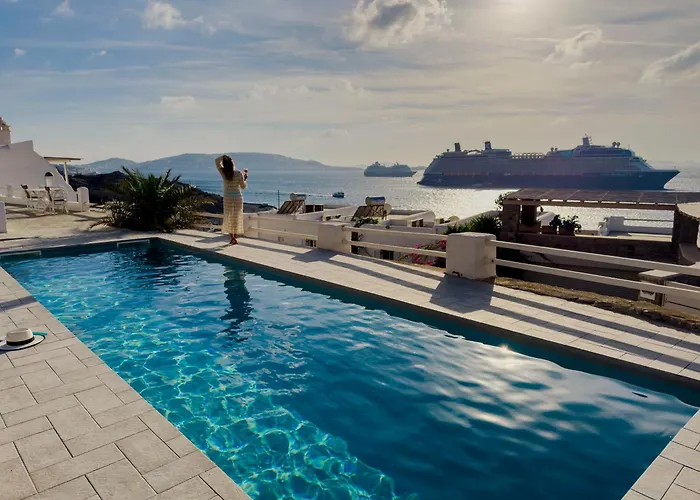 With-inn Mykonos 4* 투를로스