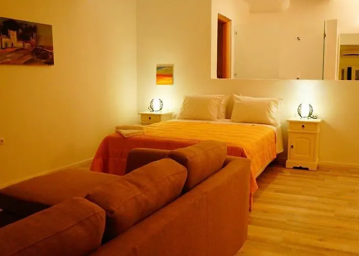 With-inn Mykonos 4* 투를로스