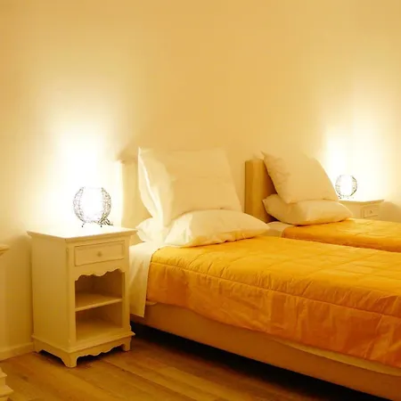 Gasthuis With-inn Mykonos Tourlos