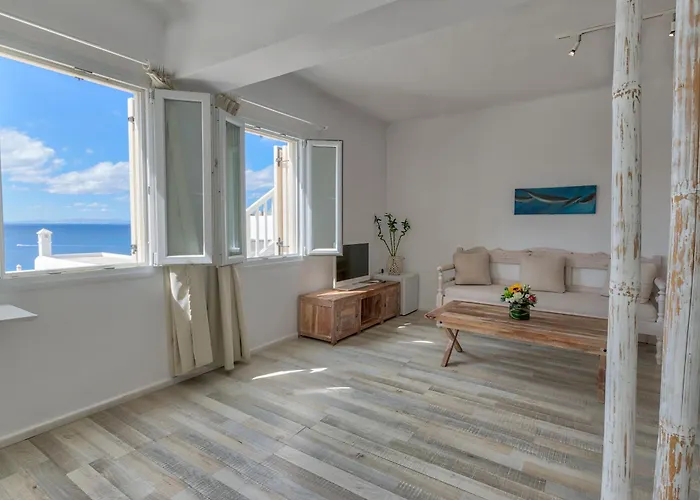 With-inn Mykonos トゥルロス